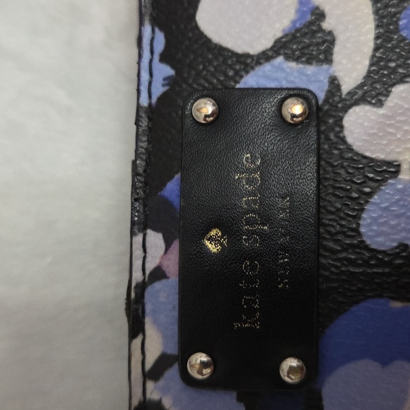Kate Spade Floral Wallet - Picture 11 of 11